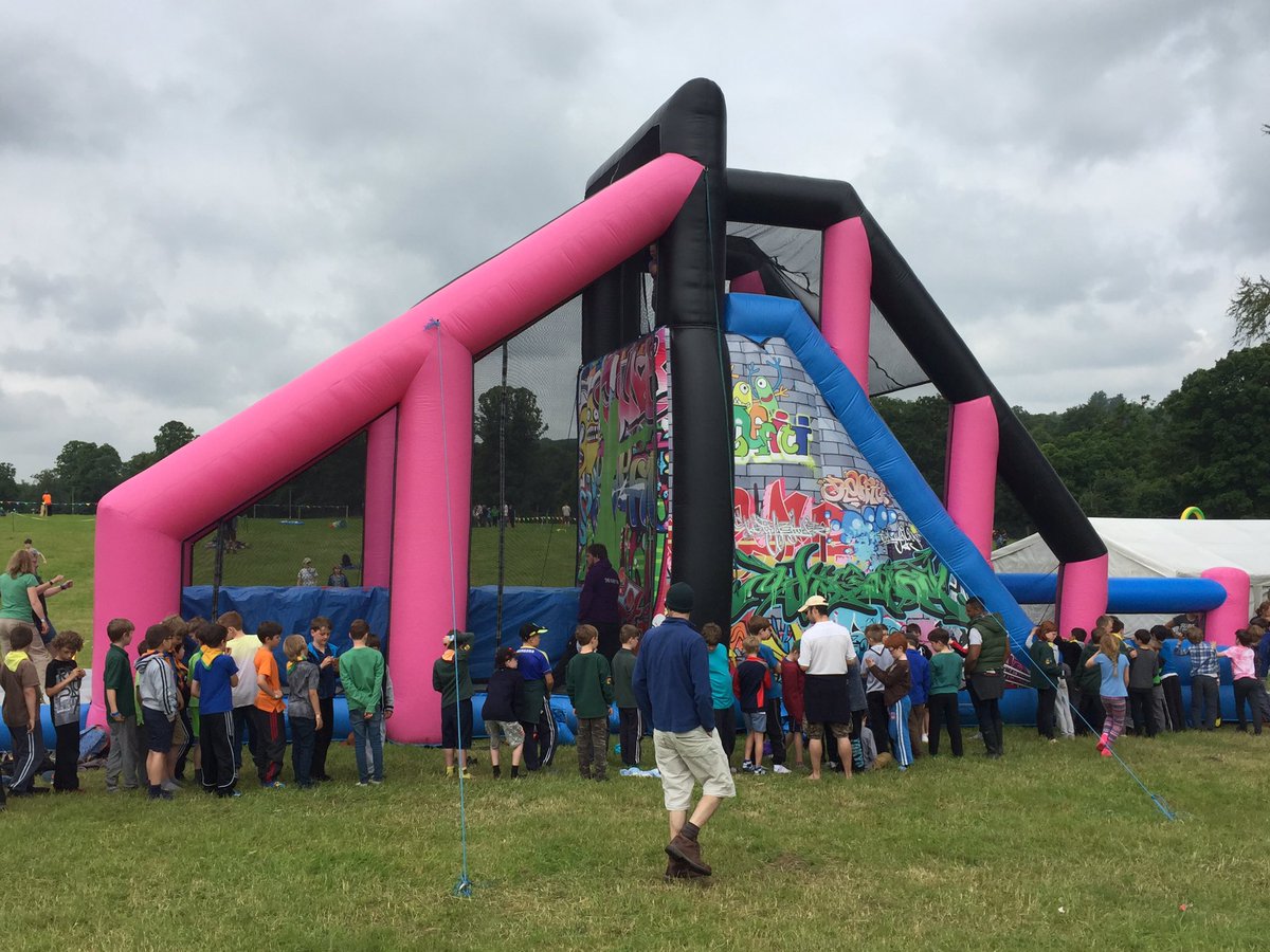 simplythebesttm's tweet image. Another fantastic day #cubfest #cubs #scouts so much going on - everybody just loves our attractions #eventprofs