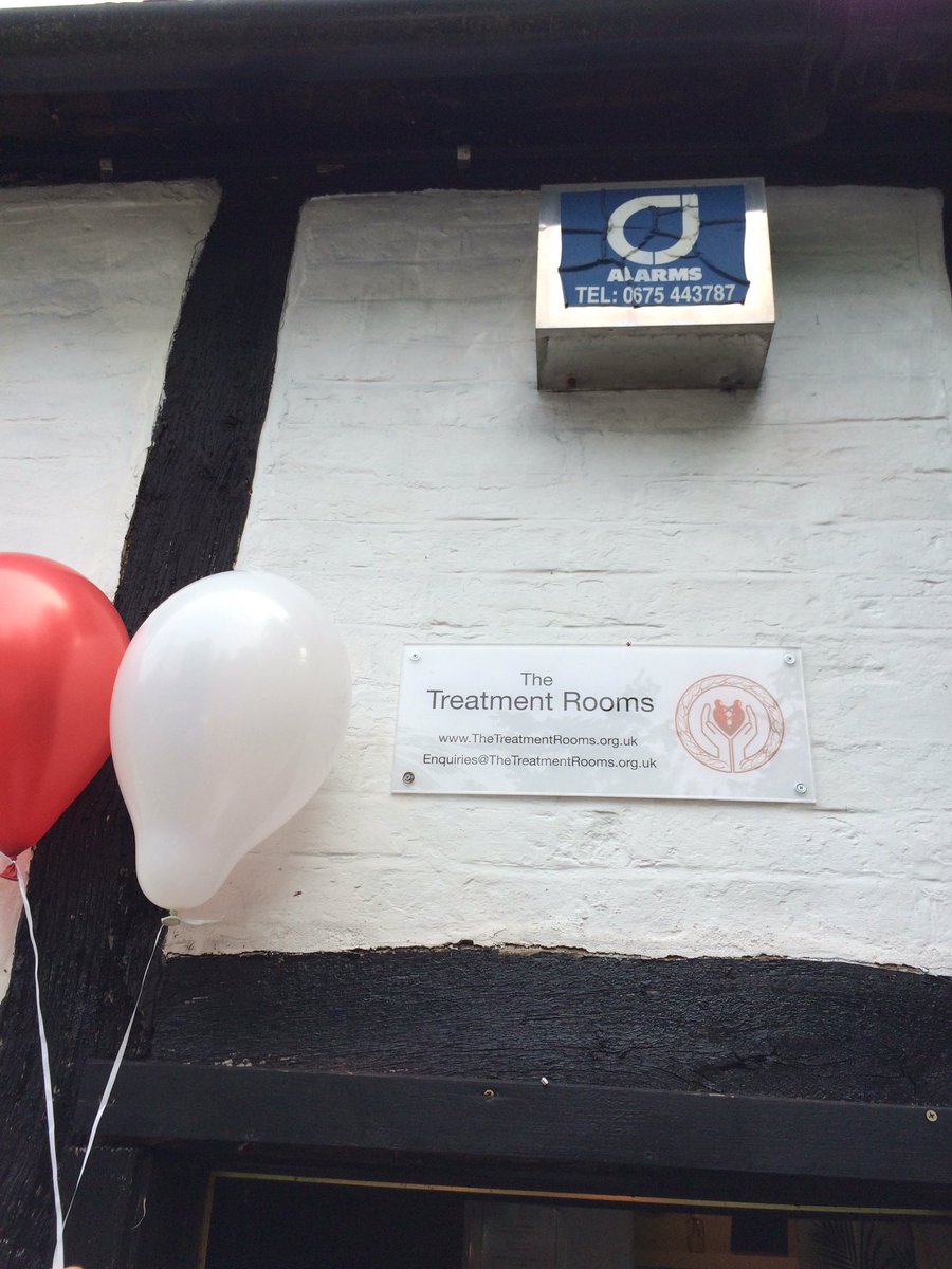 hypnopian's tweet photo. All ready to kick off @rooms_treatment rooms! Come along and say hi! https://t.co/LFMx8CeO3m