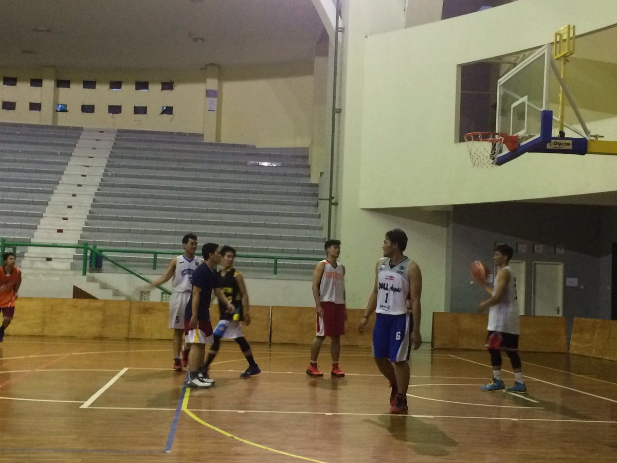 FE UII Basketball tweet media
