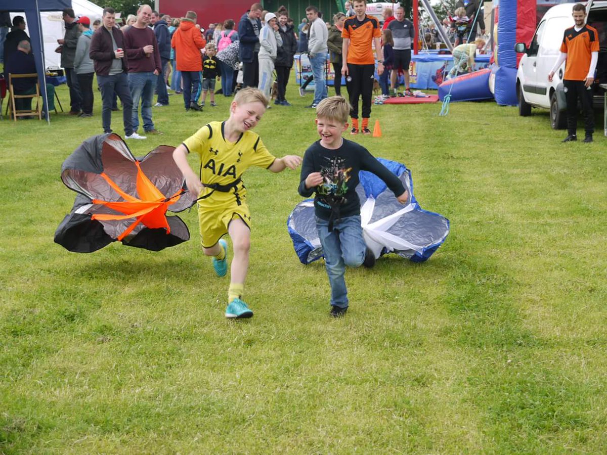 BearsCoaching's tweet photo. Had a great time at Benington Fun Day. Thank you to everyone that came down and supported us 🐻⚽ #FUNDAY https://t.co/PhDjIwvQQN