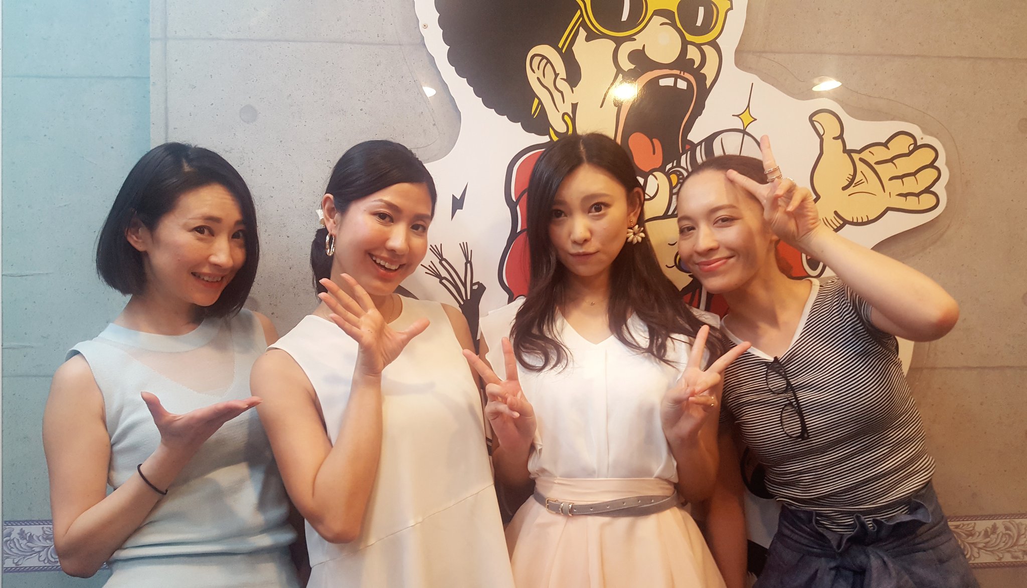 تويتر 実由 みゅう على تويتر みなさま 今日もレインボータウンfm 美style をお聞き下さり ご覧下さり ありがとうございました 今日のゲストは お久しぶりの鈴木希依子さん 松岡亜由美ちゃん そして松田リヤと女子会styleでお送りしました T Co