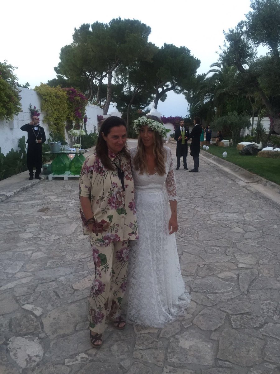 antodelprino's tweet photo. Francina è diventata grande... #Iggyfrensis #wedding #belladizia #quandosidicelhovistanascere... :-) https://t.co/XbfgmzdXCJ