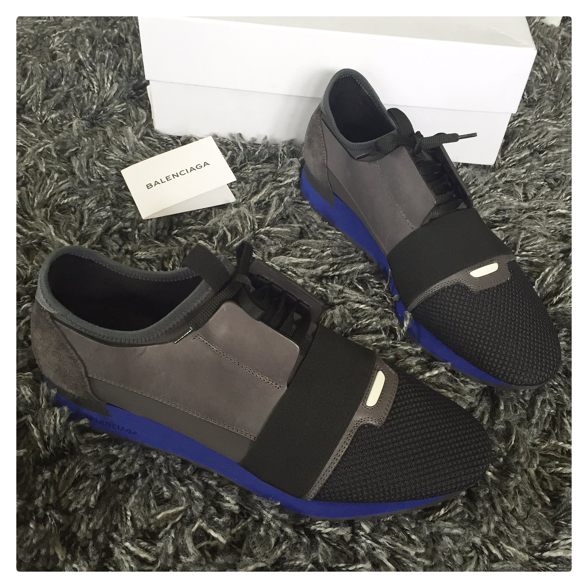 all blue balenciaga race runners