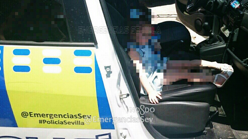 Tiene 3 años, se perdió😱
Sus papis le decían cada día: #PolicíaSevilla son tus amig@s
Ella nos avisó 😍
Ya en casa 😁