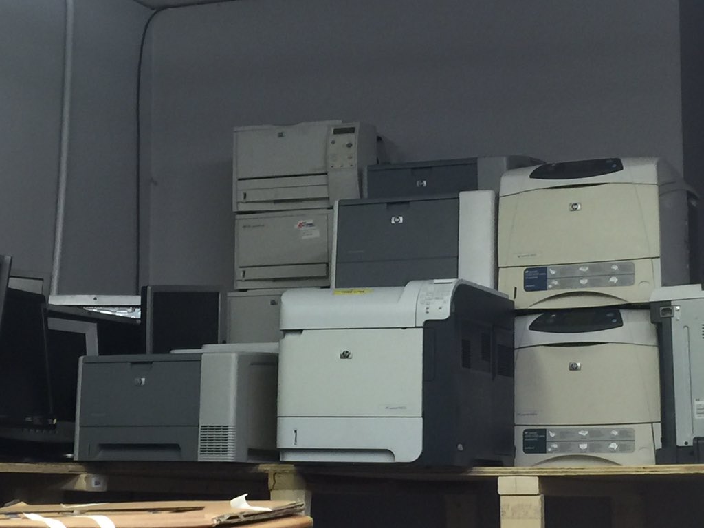 tn_computers's tweet image. Color/ Black LasererJet Refurbished hp printers with toners.Clean an in excellent working conditions veryreasonable