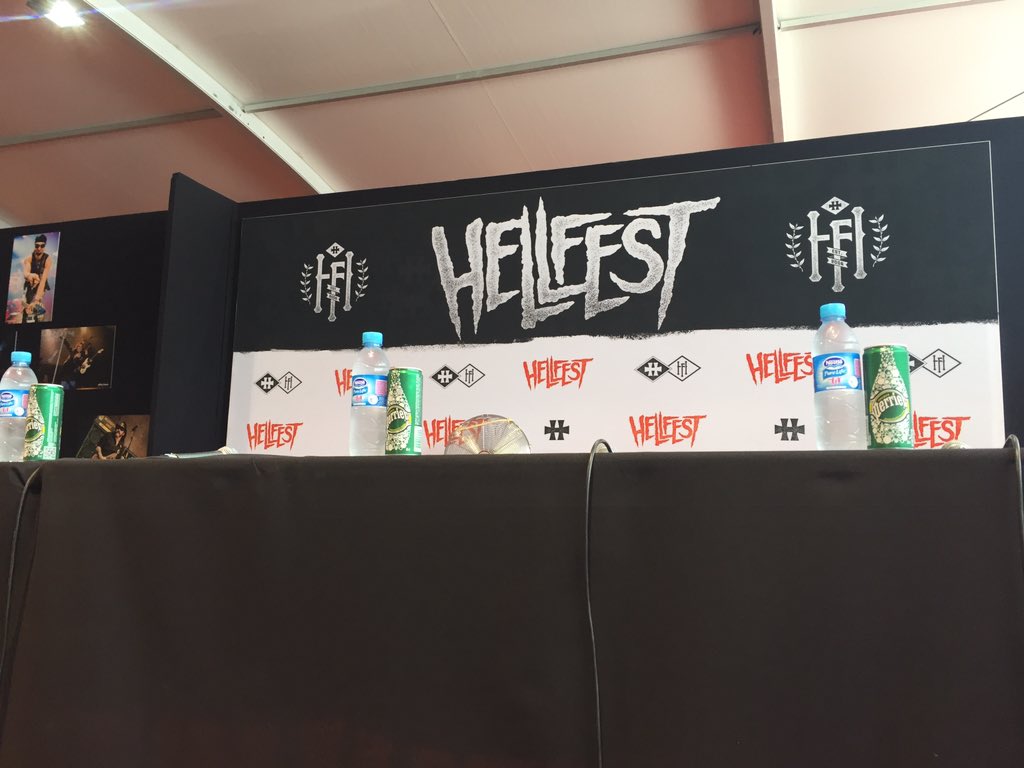 La conférence de <a href="/tarjaofficial/">Tarja Turunen</a> dans 10min ! <a href="/hellfestopenair/">Hellfest Open Air Festival</a> #hellfest #hellfest2016 #tarja