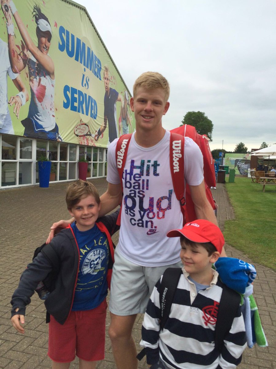 campbells2003's tweet photo. Thanks @kyle8edmund you made 2 boys @PockPrep very happy #inspiredforlife Have a great week 🍀 #wimbledon2016 https://t.co/YJXlmvOfeH