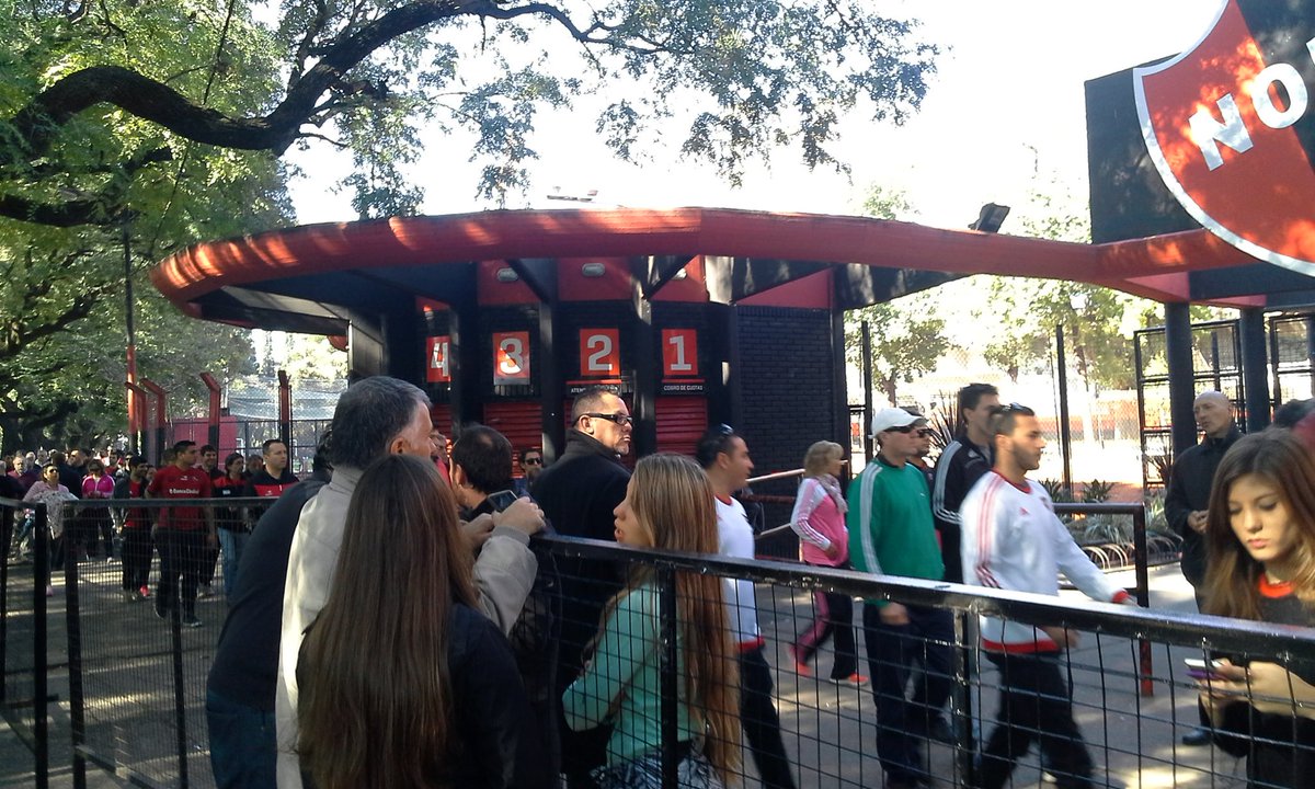 LaLepra_Tv's tweet photo. Newell's vota!!!! https://t.co/yscW8yLBOm
