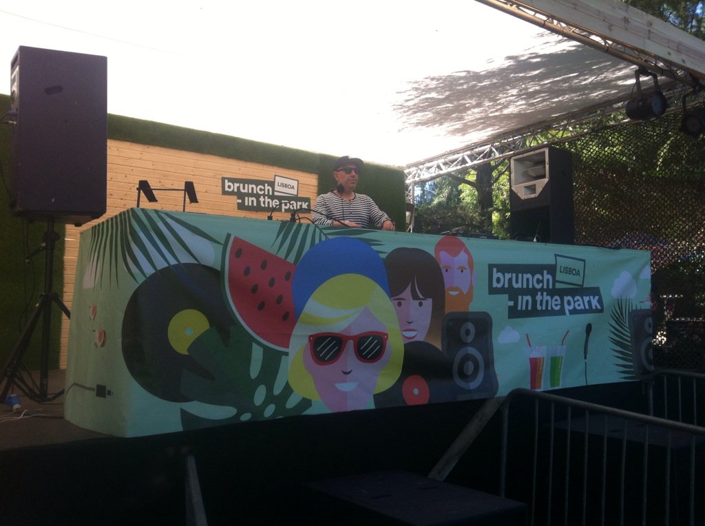 BrunchElectronikLis tweet media