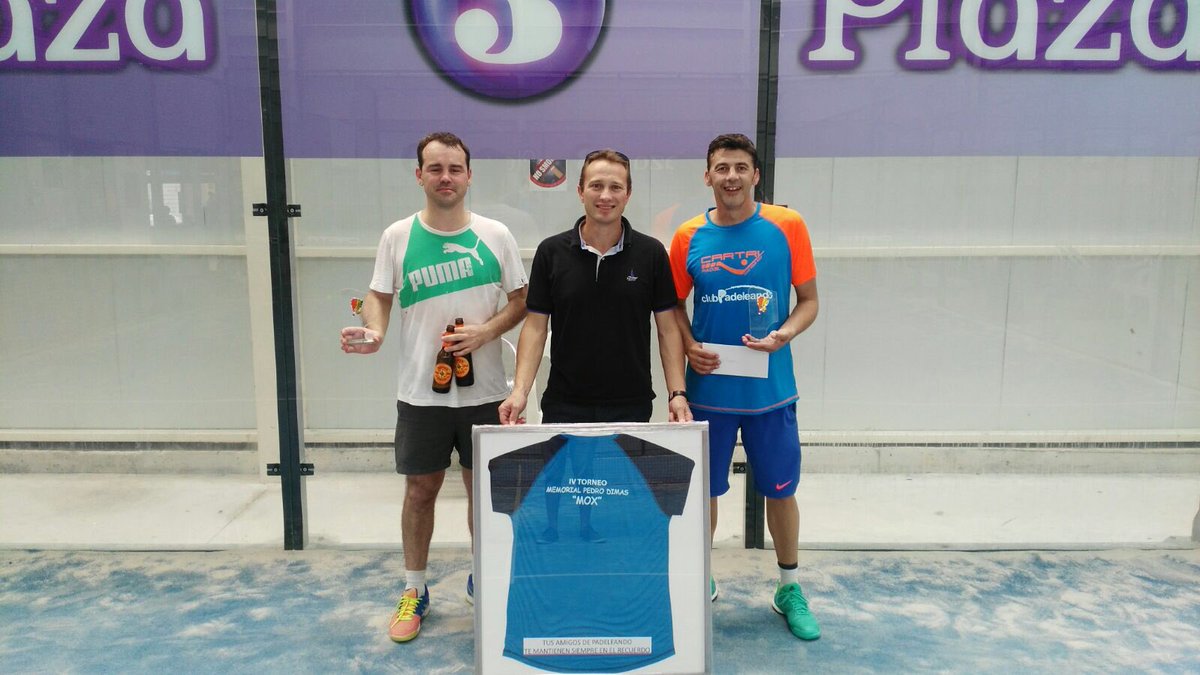 ClubPadeleando's tweet photo. Subcampeones tercera memorial Mox https://t.co/wlib9iYzbh