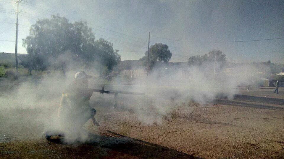 ncv_Violeta's tweet photo. URGENTE! Hospital d #Nochixtlan fue Rodeado x PF y Solo permite atención a UNIFORMADOS!
@kikesma @TuiteraMx @lhan55 https://t.co/Y5Yq7UI3p2