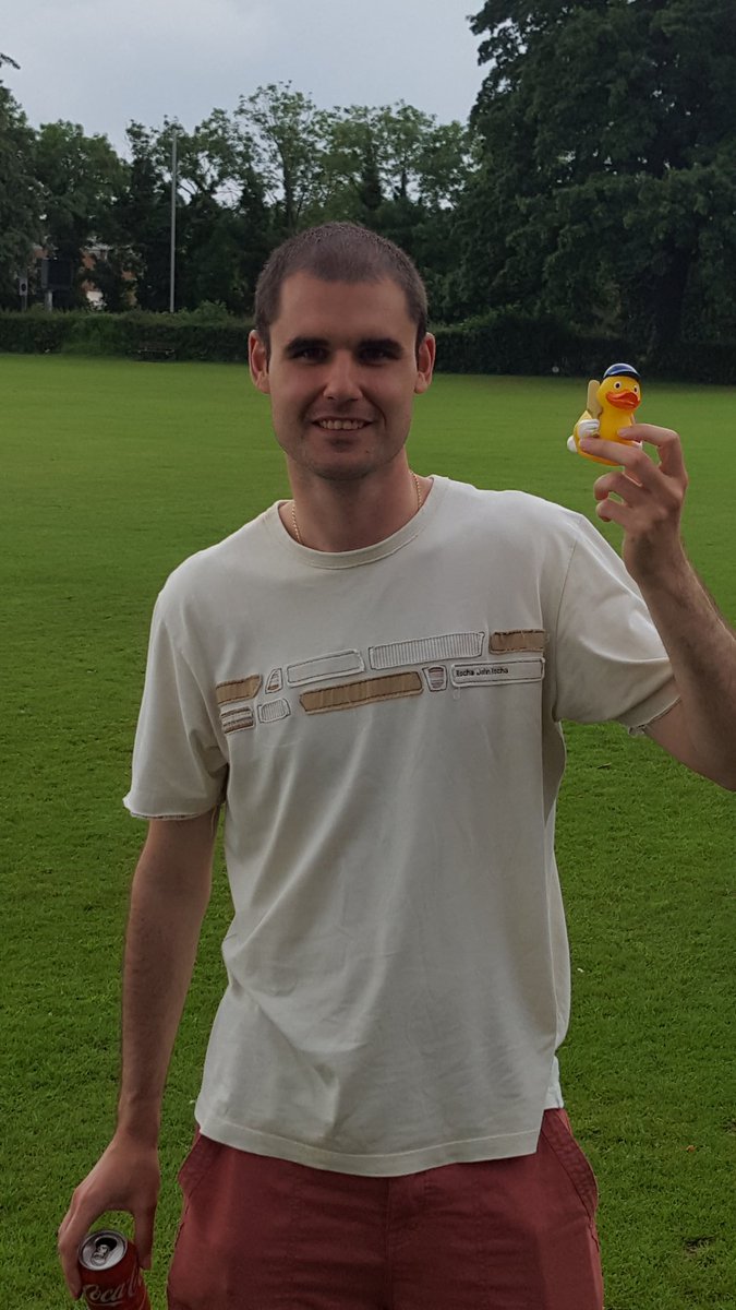 GrahamDoggett's tweet photo. @AshfordCricket @BenjaminSimper 1st 2ndXI duck of the season the 6 wickets don't quite make up for it https://t.co/fx6nApiSNo