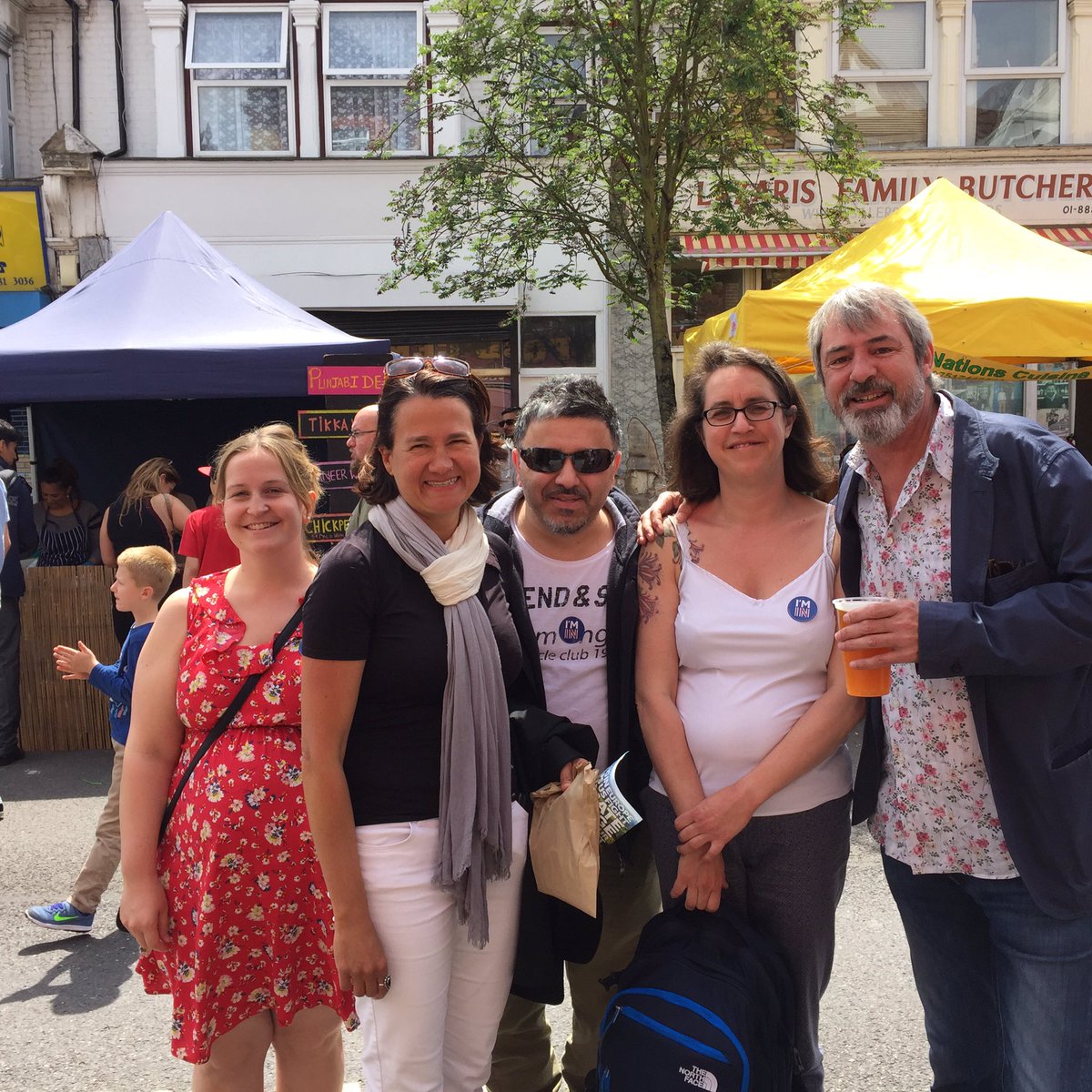 CatherineWest1's tweet photo. With friends @MyddletonMarket @Leopooch @ally_lab @ClareBull_ @Neil_Morrissey https://t.co/Q1fjWwmo9R