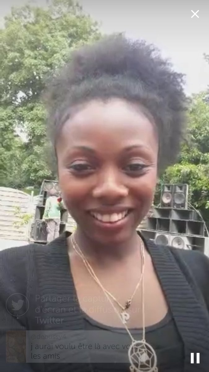 Regardez sur #Periscope : ambiance sound system pscp.tv/w/ajUxsTF4bmpy…