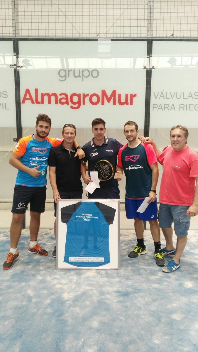 ClubPadeleando's tweet photo. Campeones consolacion segunda memorial  Mox https://t.co/tvlWjtlJvx