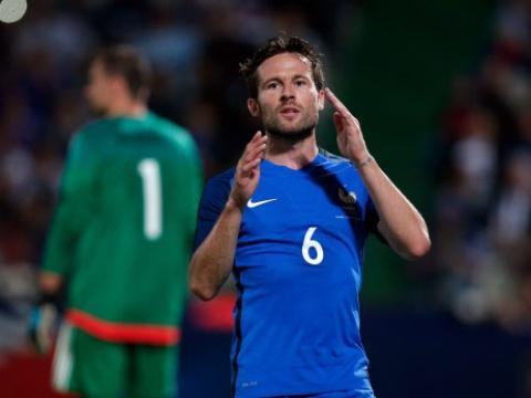 20Minutes's tweet photo. Euro 2016: «Yohan Cabaye m'a demandé de prier pour lui», nous raconte son pote curé https://t.co/BNr65G0God https://t.co/nme8nOUyCs