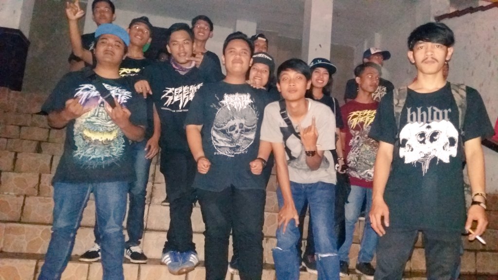 rtfckpdg's tweet photo. Serang bersama colony sebanten..
#colony #colonyindonesia #colonyallbanten https://t.co/BQskMcNhXN
