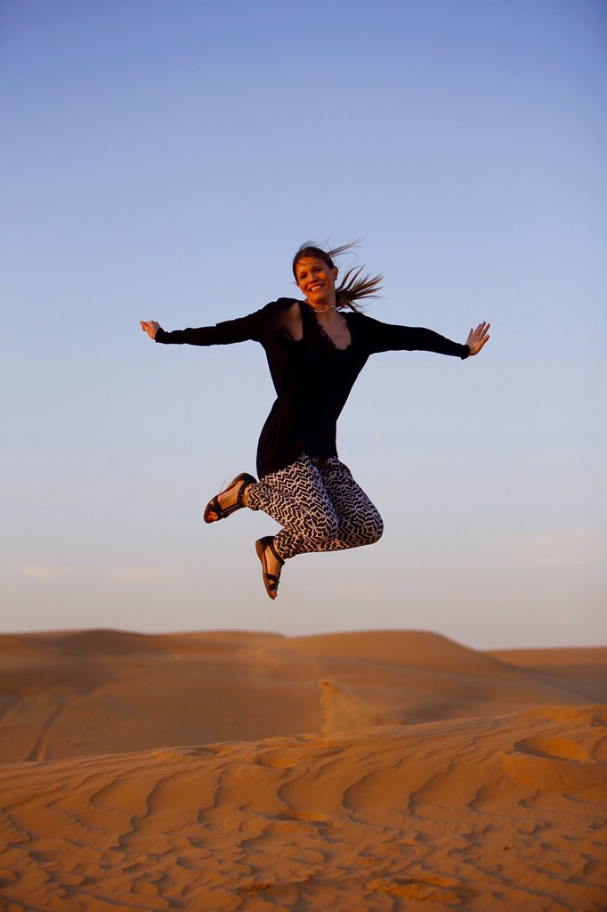 _Slight_'s tweet photo. @TimeOutDubai @RoveHotels In the desert I was #ExploringWithoutBorders https://t.co/FpbxIvsXtm