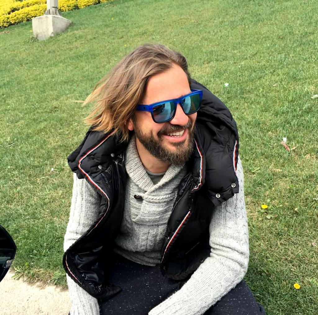 Hep böyle gül diye #AltanınİlkBabalarGünü <a href="/eadksk/">ٰ</a>