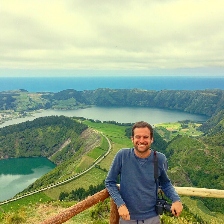 bpnomad's tweet photo. Finally made it to Sete Cidades! Couldn't leave without seeing this world wonder #azores #travel 🙌💙💚💙🙌 https://t.co/cQDldMa3rd