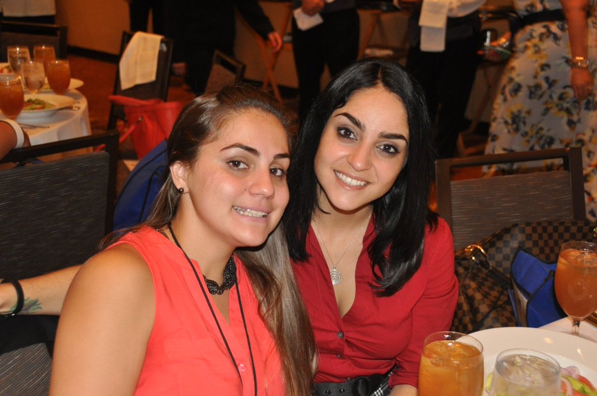 JvsInsuranceCor's tweet photo. #TBT of Katy and Lila
#Insuranceladies https://t.co/ZT3mdd67XI
