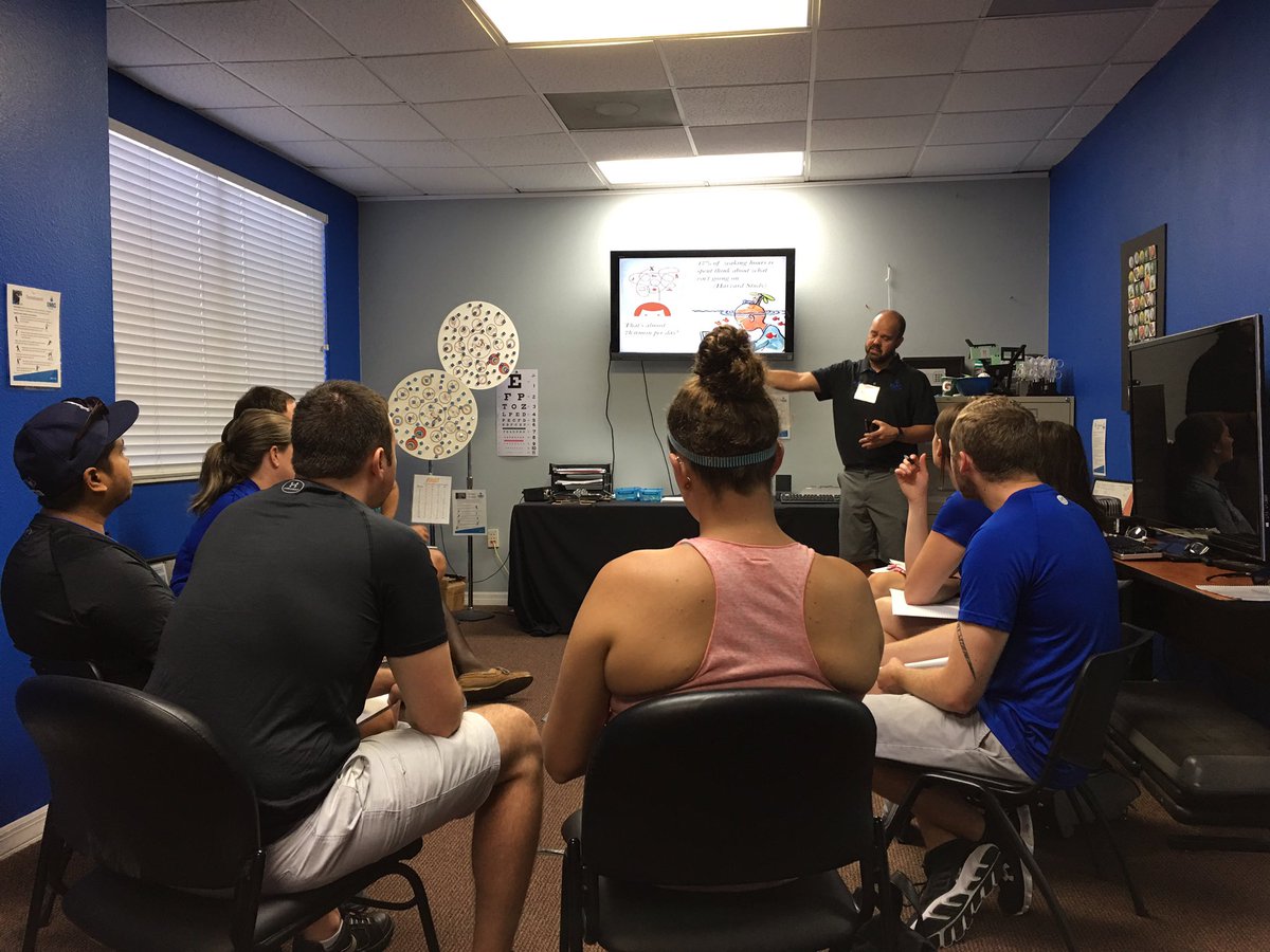 lindsey08h's tweet photo. Understanding mindfulness is so simple when @DaviddaSilva99 is coaching. @IMGAcademy #mcworkshop https://t.co/zeLCIi0hEC