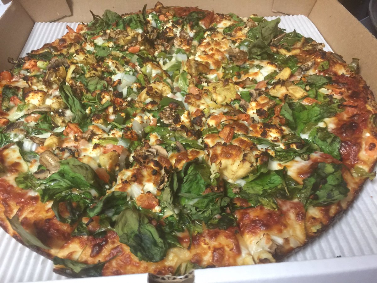 SgtPepperonis's tweet photo. Veggie add Spinach, Garlic and Feta! #Wow #Pizza #Knoxville https://t.co/OxM6hr8xgD