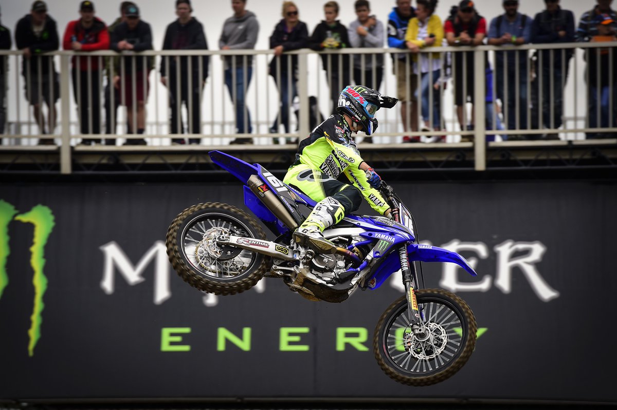 yamaharacingcom's tweet photo. Matterley Basin #MX2 R1 Results:

7- Tonkov 
12 - Sabulis
19 - Östlund
DNF - Paturel

#RevsYourHeart #YZ250F #MXGPUK https://t.co/UEP97Hdkmi