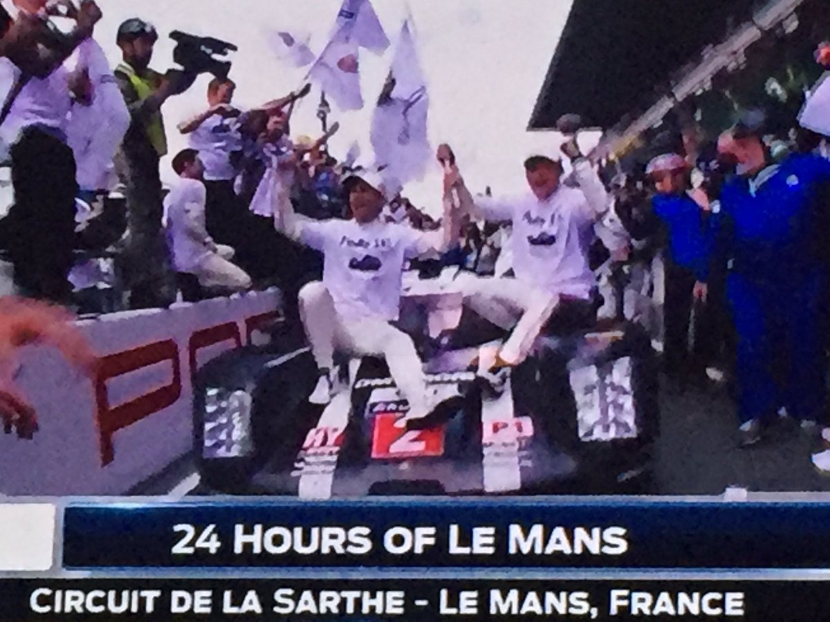 Cardecisions's tweet image. Porsche Wins!!
#2 Porsche 919 Hybrid wins Le Mans  after the leading Toyota has a power failure in the final lap