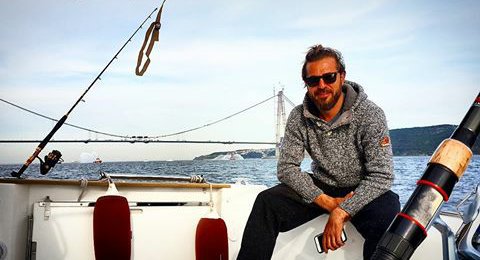 #AltanınİlkBabalarGünü Ah yüzünü ezberledigim adam aklıma gelişlerini seveyim