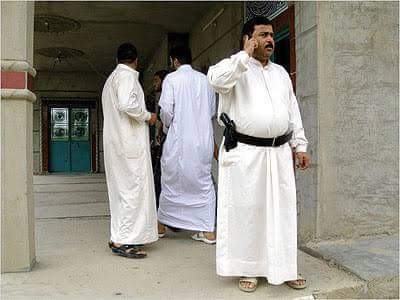 الشيخ حميد الهايس يستحق كلمة الشيخ عكس على حاتم السلمان الذي سلم بنات الفلوجه للدواعش