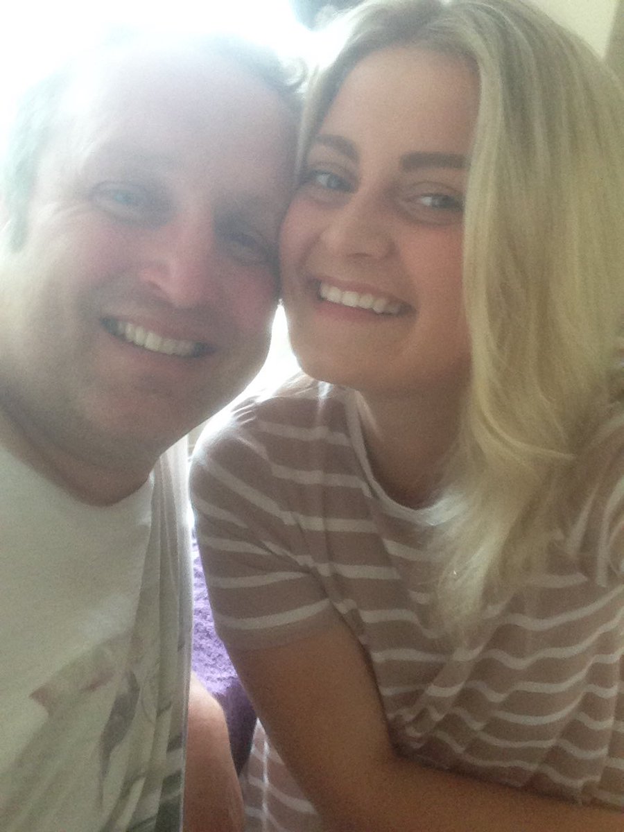 ashelltibbs's tweet photo. Happy Father's Day to this baffoon 💛 https://t.co/afK5FAkUl8