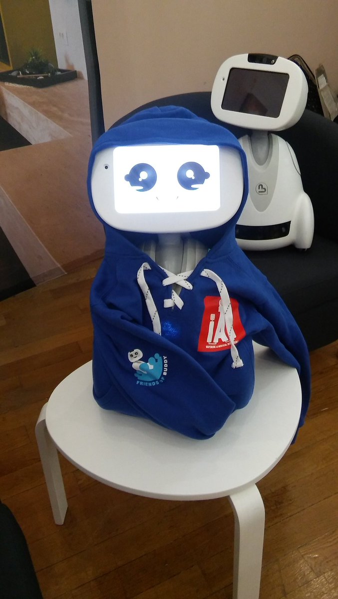 Mr_p1xel's tweet photo. #hackyourbuddy @adoptbuddy @FriendsOf_Buddy il est bien habillé pour l hiver https://t.co/Hak7I0QlI4