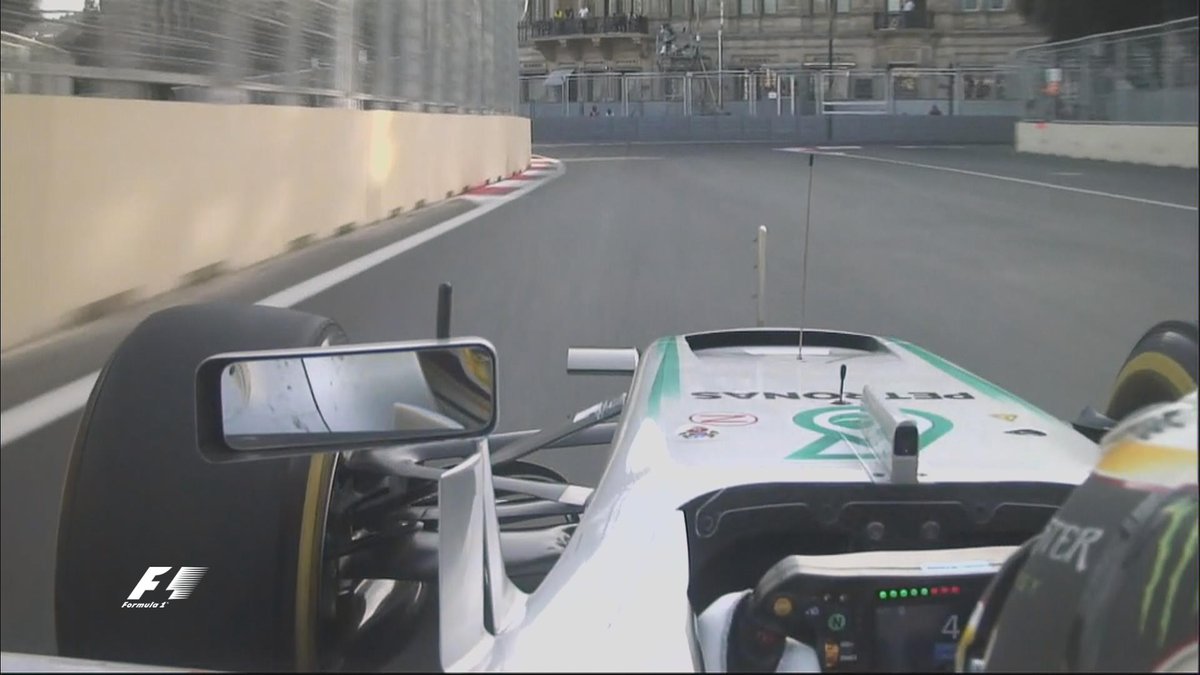 HAM📻: "I'm going to change everything in this car" 😠

Mercedes📻: "Erm, we wouldn't advise that, Lewis" 😐

#EuropeGP