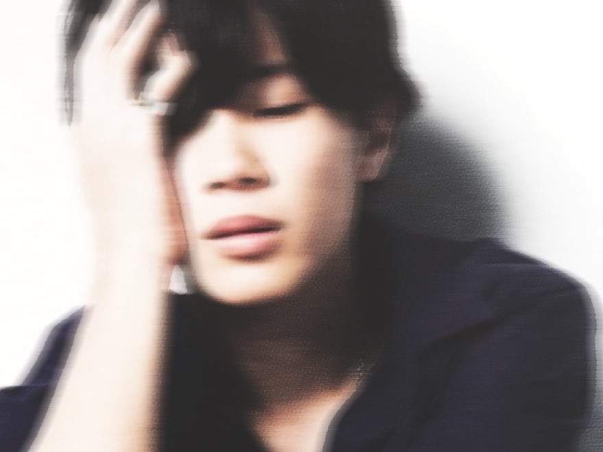 Gqryu_'s tweet photo. ㅤ

ㅤ　　　遠く距離が離れてても

　　　　　月が照らす君の笑顔

　　🕛　⇔　　＿＿＿＿
　　　　　　　　　───  

　　　　　　　何時か、抱き締めたい

　　　　〆　　　ＸＸ 　逢  繋  »»

ㅤ https://t.co/SO6SBoTkJj