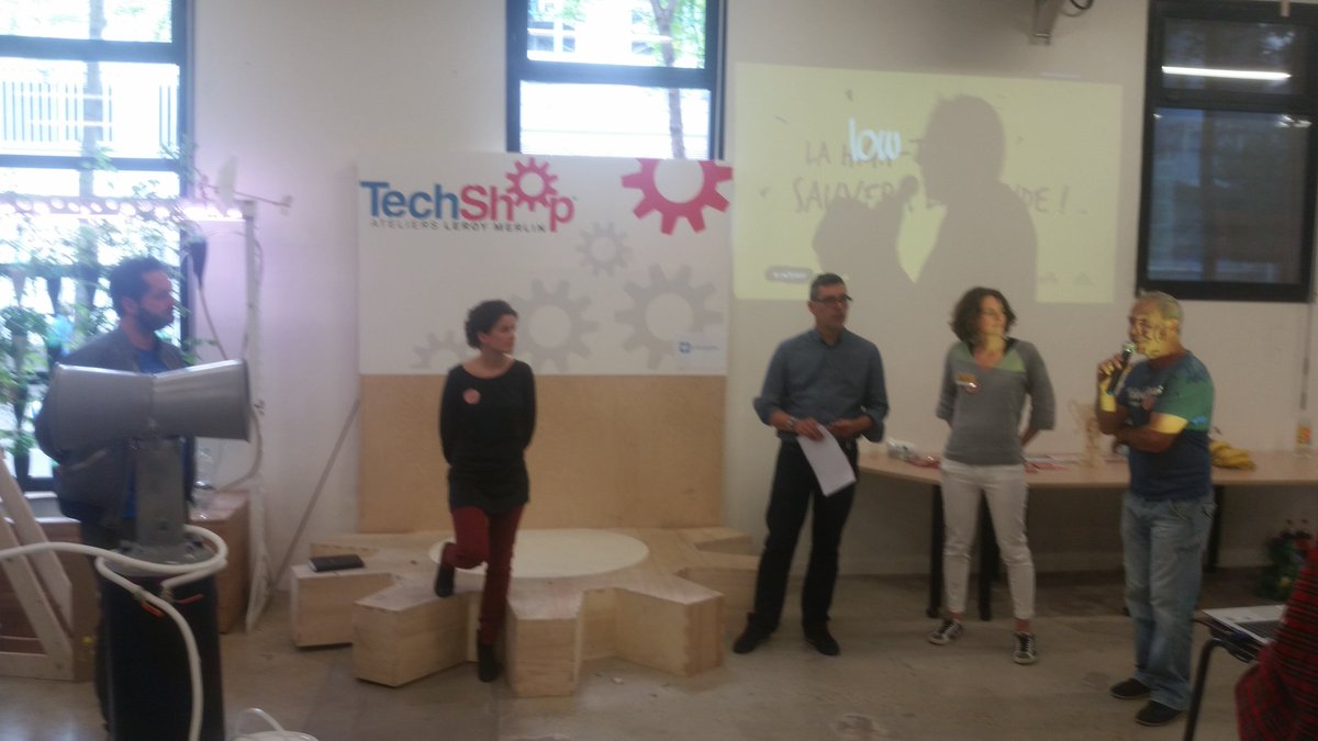 AntoineRSE's tweet photo. C est bientot les pitchs des #lowtechdays au #techshop. On croise les doigts pour #pimpmyfridge https://t.co/8tAQ4A4qdU