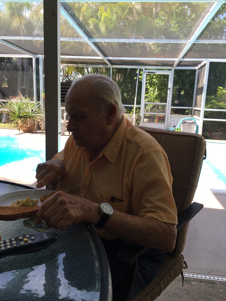 cherylhillyard's tweet photo. Happy Father's Day Dad! https://t.co/neYOYDavcN