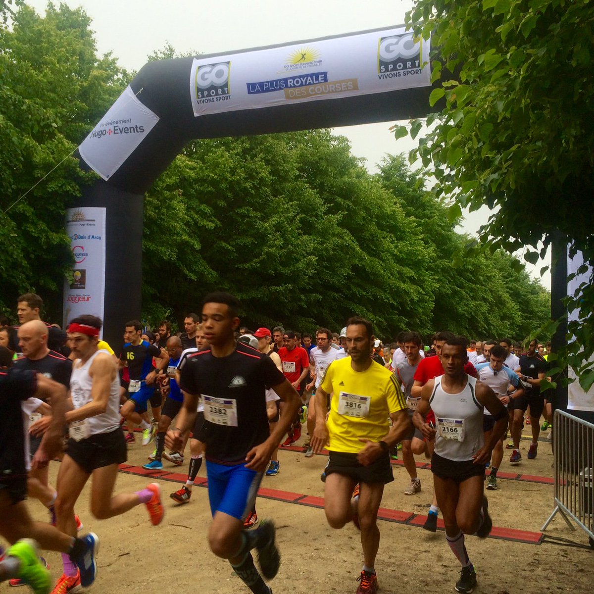 gosportfrance's tweet photo. Félicitations à tous les finishers du #GSRT2016 qui ont franchi aujourd’hui la ligne d’arrivée ! 👏🏼👑#GOHEROES https://t.co/1684osse5R