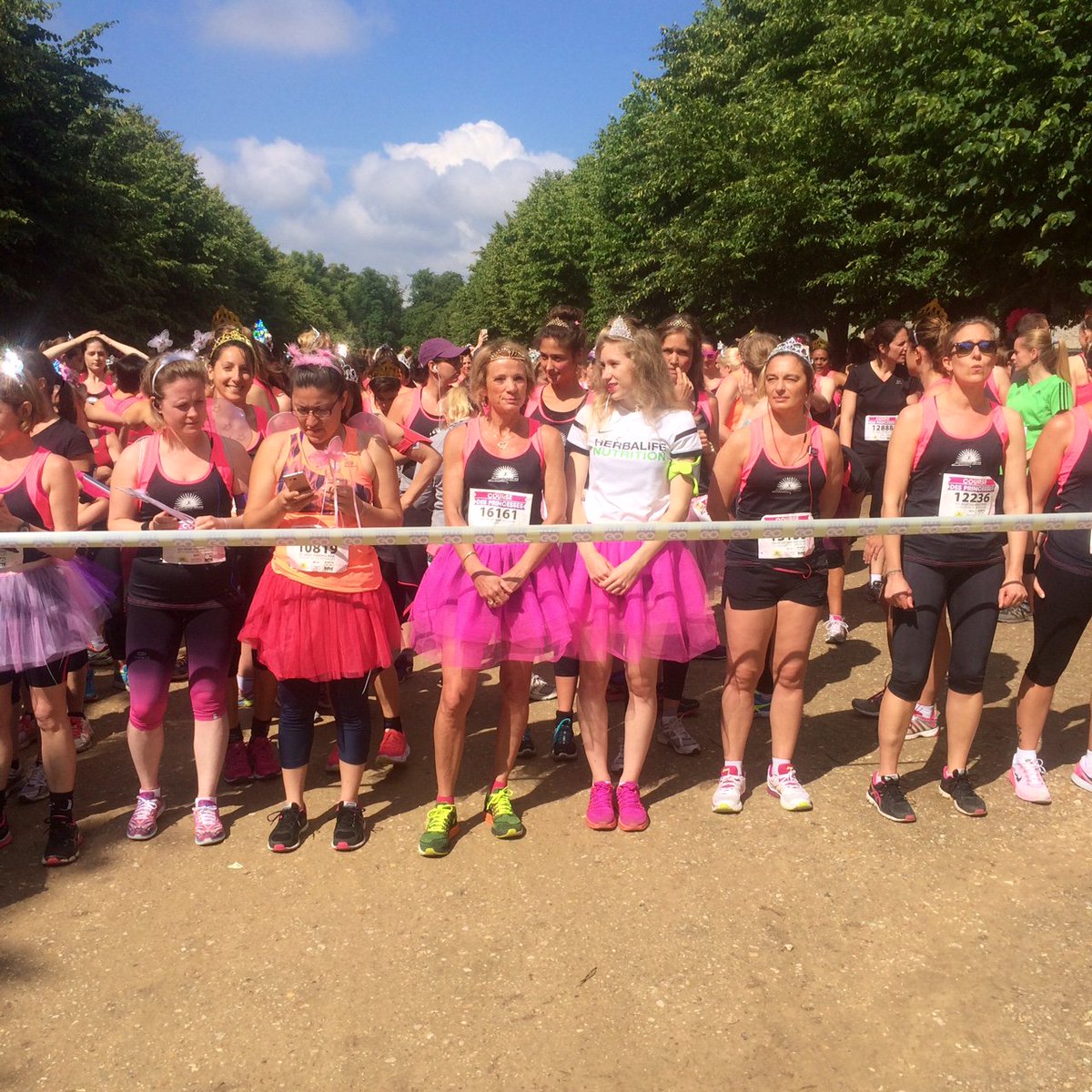 gosportfrance's tweet photo. Félicitations à tous les finishers du #GSRT2016 qui ont franchi aujourd’hui la ligne d’arrivée ! 👏🏼👑#GOHEROES https://t.co/1684osse5R