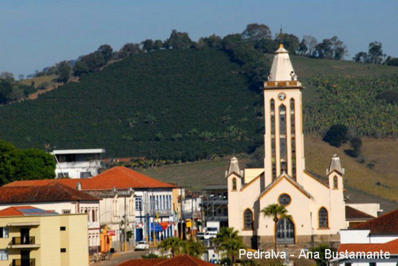 ge5web's tweet image. ge5.com.br #notícias #minasgerais #pedralva