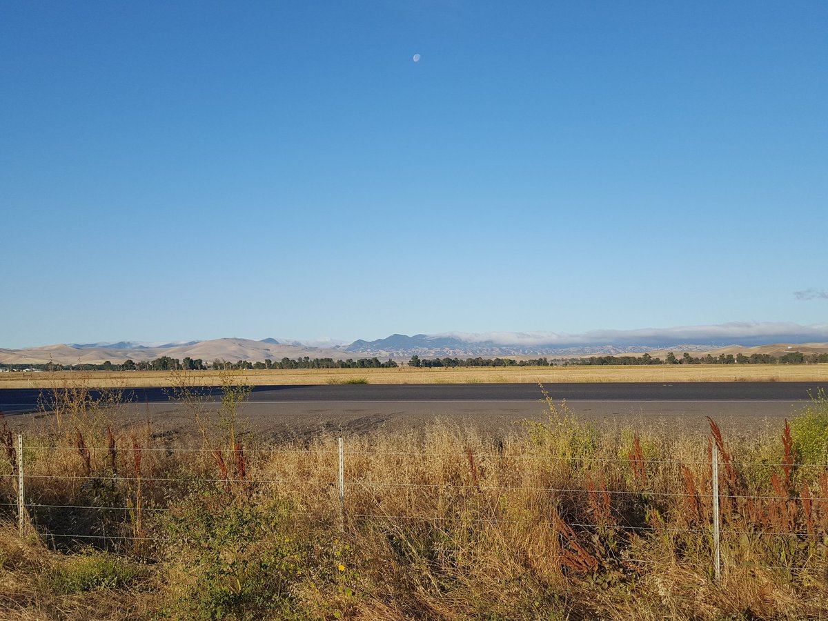 BlogFreelance's tweet photo. Is Your #Road #Leading Nowhere? Get Over To https://t.co/BHhlTXTXC7 For A Fresh #Start! #workwhenever #workwhereever https://t.co/wvZ4aNhSIl