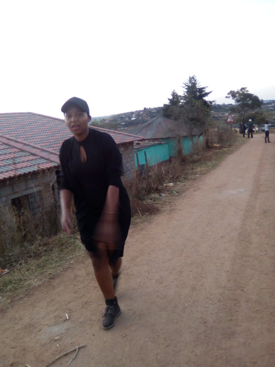 ntu2shinga's tweet photo. This is the kind of walk I walk when I know that God have got my back https://t.co/mUPbVk7lFB