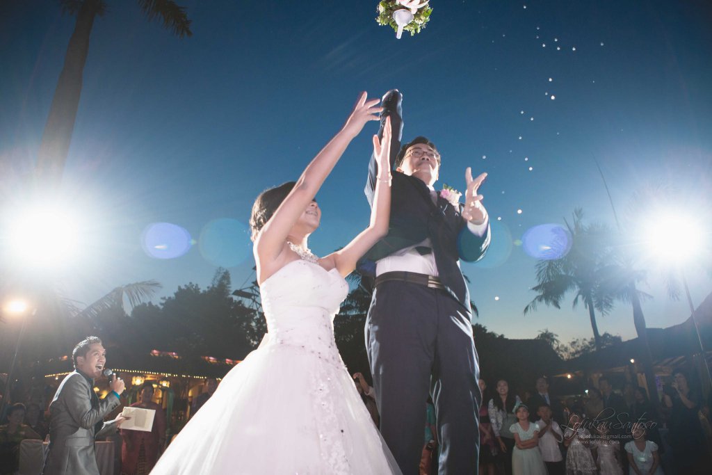 Finding the Best Wedding Photographer lofukau.com/finding-the-be…