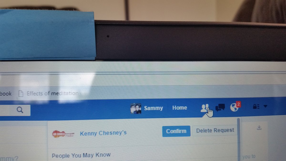 SammerJammer101's tweet photo. @kennychesney sent me a friend request on facebook! OMG! 💖 https://t.co/394fPOhJ0K