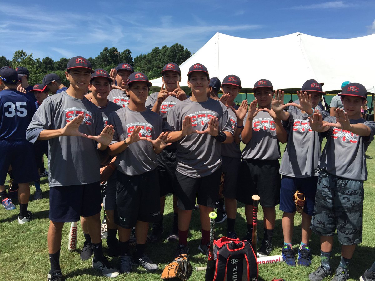 Efra7777's tweet photo. Hey @CanesBaseball we are with you all the way from Myrtle Beach, Sc #stcbaseball #futurecanes https://t.co/QlmdH9UrXv