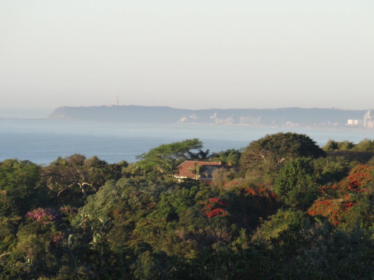 AlexJeffreySC's tweet photo. From Virginia Bush towards Durban Harbour entrance annd the Bluff - Fathers' Day 19 June 2016. @eThekwiniM @ILuvDBN https://t.co/X48G1rLaI3