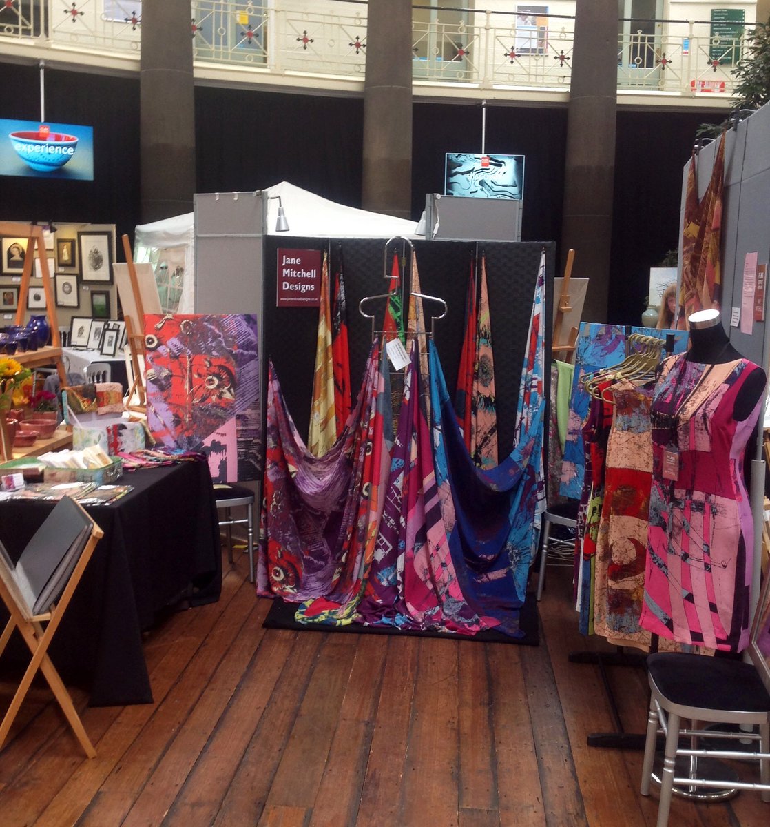 JaneMTextiles's tweet photo. Countdown to @HeatonsArtTrail #VillagePoint #heatonmoor #Stockport come and visit
https://t.co/aHx96QMphl 25/26june https://t.co/CrcZ5nH2kW