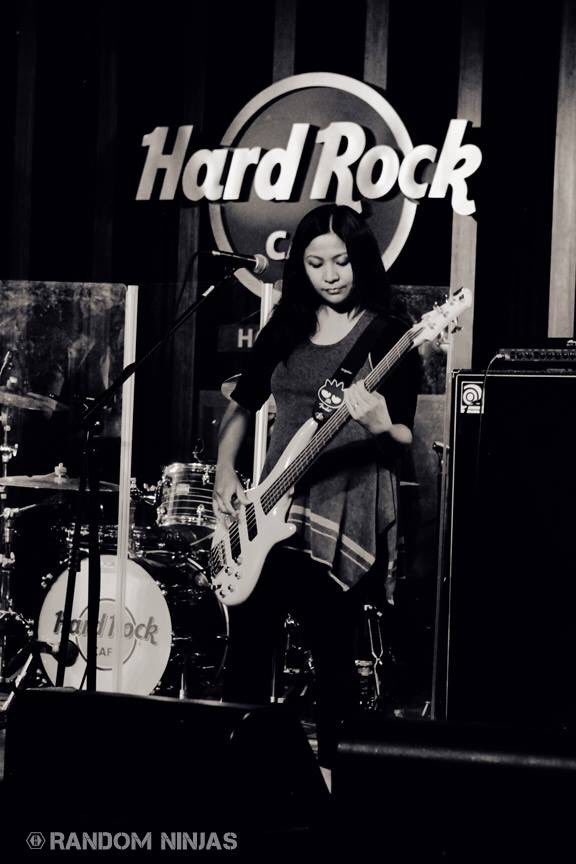 RandomNinjas's tweet image. Happy Birthday Agent Katchu! 
#happybirthday #bass #leadbass #hardrockcafe #randomninjas