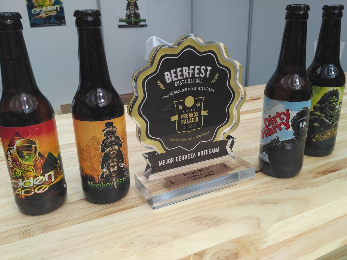 nnlsnn's tweet photo. Tremendas las birras de @3MonosCraftBeer. #bfcs2016 #BFCSVoto3MONOS https://t.co/JQzbygHNpN