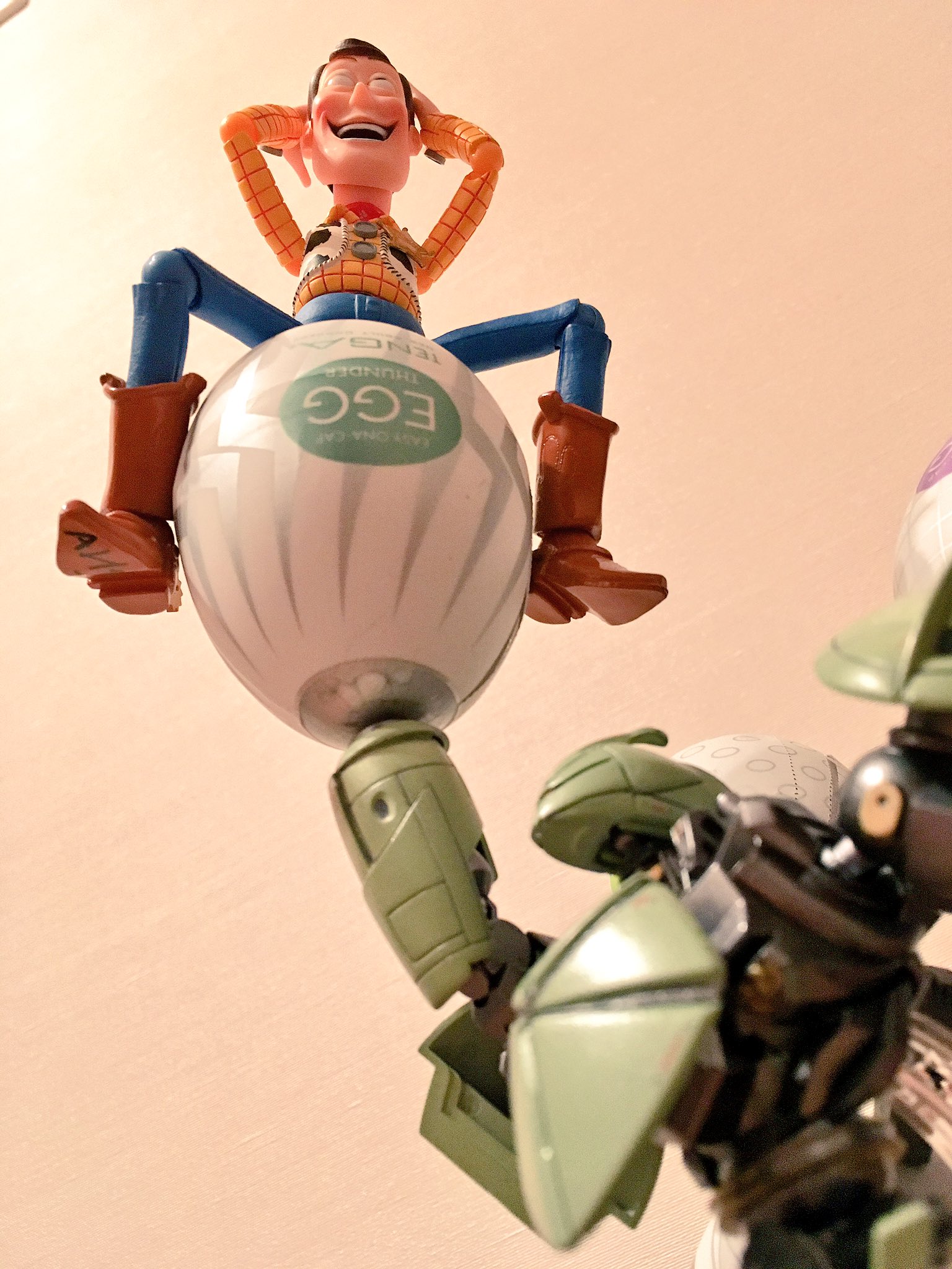 ClV-bxIVAAIZJ27.jpg:orig